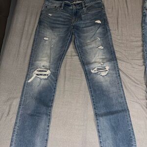 Men's Distressed Blue Jeans